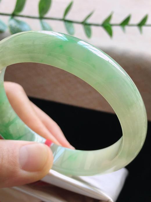 55-56圈口正圈翡翠手镯 商品图7