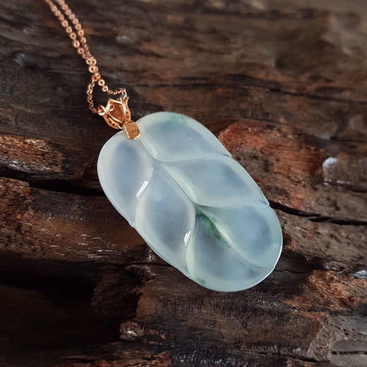 【天然正品】A货翡翠AU750玫瑰金镶钻镶天然细腻冰种金枝玉叶白底飘绿翡翠吊坠项链41.4*22.9*5.7MM（皆取最大值）女士现售价：12800！010725AH32 商品图7