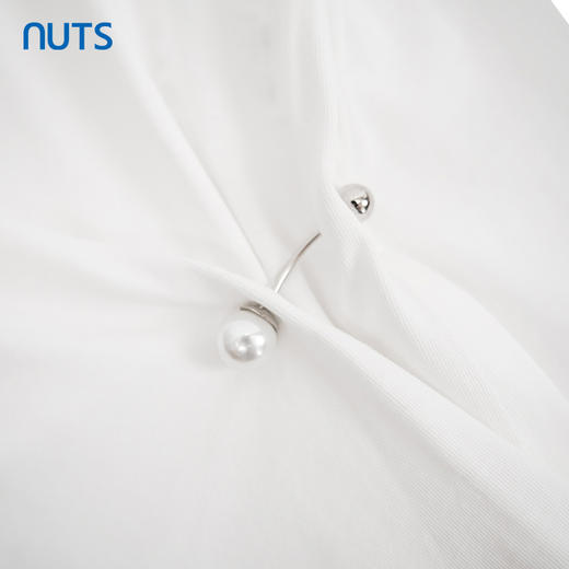 NUTS商场同款夏季白色百搭简约休闲设计感纯棉短袖T恤421021097 商品图3