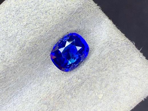 1.55ct刻面蓝宝石裸石 商品图0