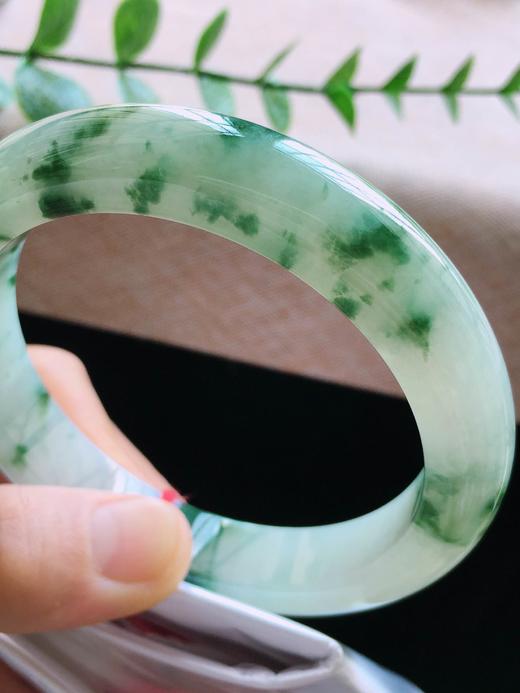 62-63圈口正圈翡翠手镯 商品图0