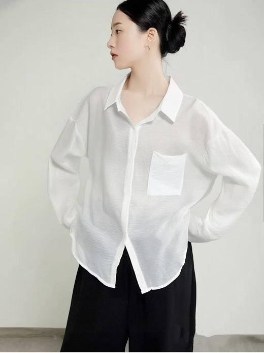 【新品推荐】瑟俪品牌-094B宽松薄款衬衫防晒外套-喜出 商品图2