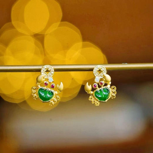 龢盒原创 招财小螃蟹18k金镶翡翠如意耳钉 商品图0