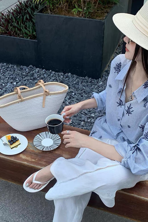 小众原单高阶时髦棕榈树下刺绣条纹衬衫 商品图1