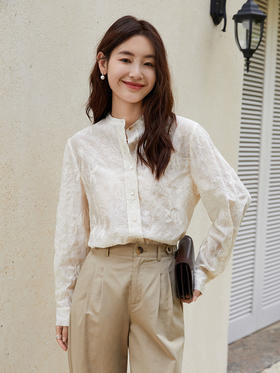 法式复古风立领刺绣衬衫 米白色长袖 精致镂空花纹超吸睛