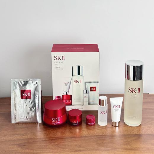 【超模君严选 保税仓直发】SK-II韩流美肌套盒七件套（内含：神仙水230ml+大红瓶面霜80g+清莹露30ml+眼霜2.5g+洗面奶20g+面霜15g+面膜1P） 商品图4