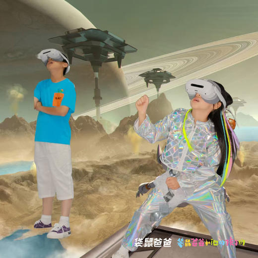 【袋鼠爸爸独宠首发 |太空奥德赛XR体验票】坐标西影厂，引入AI交互玩法，带来8K视觉交互体验。科幻剧情穿越2099年，人类基地面临存亡危机，游戏者化身勇士与机器人T11和OB08共同阻止外来者入侵。 商品图10