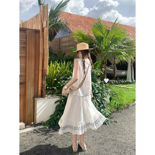 <曾小咸推荐>4.2现货秒杀！微信超特价！法式复古重工绣花无袖T恤 日常149.99 立减90 秒杀59.99！半身裙 日常219.99 立减120 秒杀99.99！ 商品图3