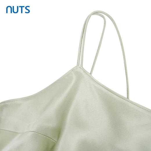 NUTS商场同款夏季纯色时尚优雅气质修身显瘦吊带连衣裙424101189 商品图2