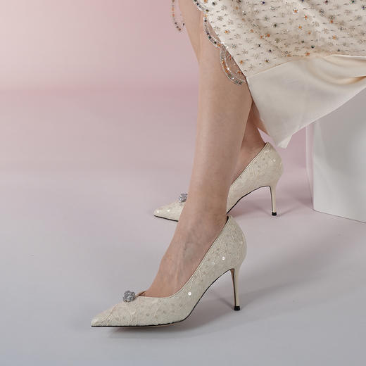 Westory2025年秋季尖头高跟蕾丝婚鞋宴会鞋V口浅口单鞋W25CE75681 商品图4