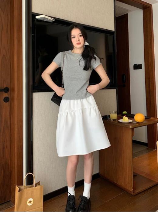 闭眼冲🔥这个夏天百搭时髦就靠它了❗【仟梓赫 日系休闲松紧半身裙】❗遮肉显瘦又减龄💪🏻怎么穿都好看💯小个子也可以驾驭❗ 商品图3