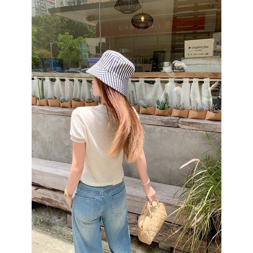 【110元任选2件】最后一波现货！夏季字母刺绣正肩T恤 商品图4