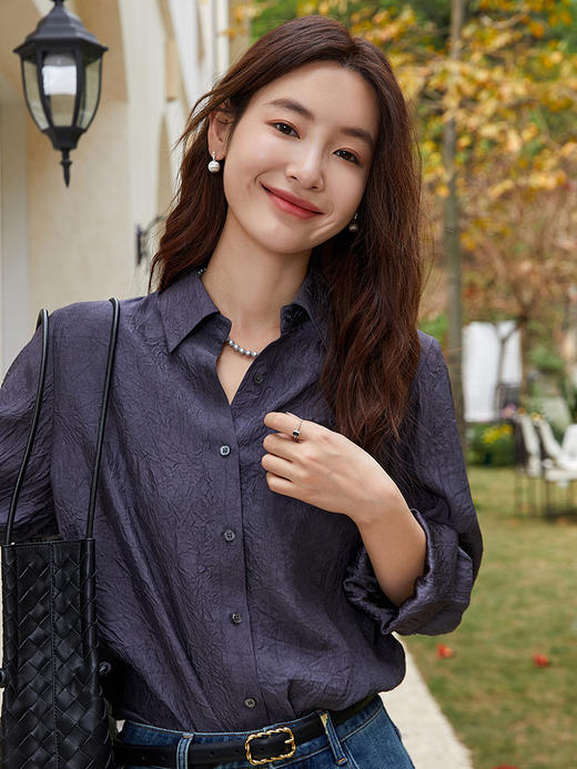 高级感爆棚！深紫色提花长袖衬衫，宽松不挑身材 商品图0