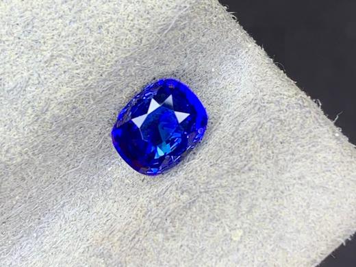 1.55ct刻面蓝宝石裸石 商品图3