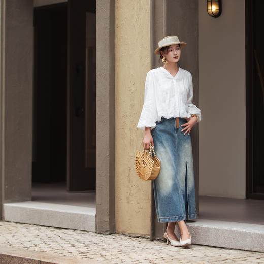 【林栖设计小店】（现货）苎麻衬衣绣花百搭气质宽松显瘦2025秋季新款V领上衣女F1953199 商品图1