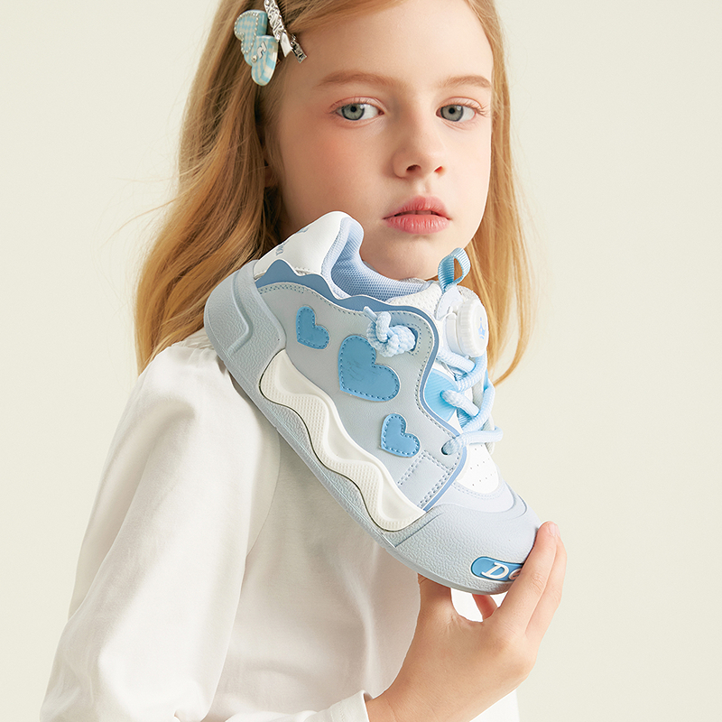 笛莎Deesha 女童童鞋2025秋季新款时尚耐磨低帮运动鞋