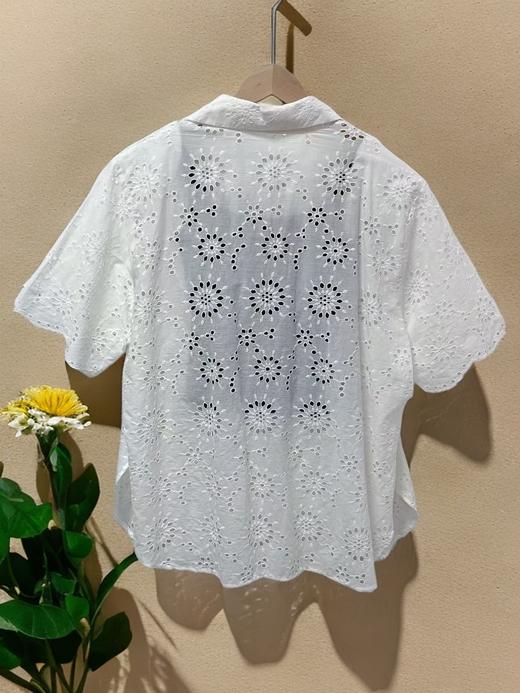 七夕福利-NO退【超值新品】垫肩可拆-重工镂空刺绣翻领宽松大版上衣（不含吊带）-喜出 商品图5