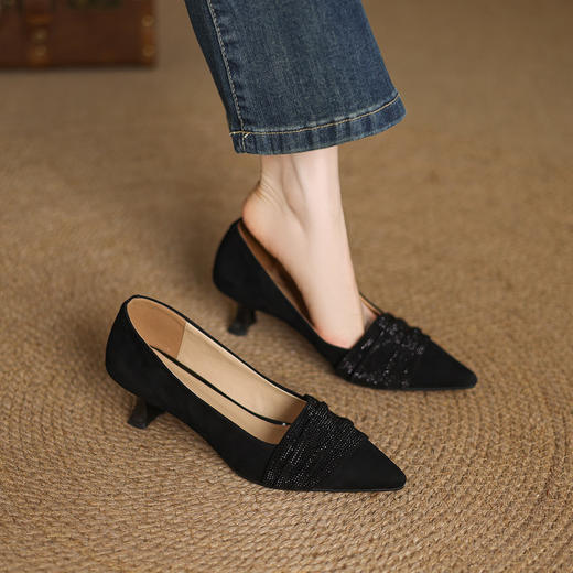 【预售5天】5cm|职业通勤尖头高跟鞋女粗跟新款气质水钻浅口单鞋JLY&18-630A 商品图4