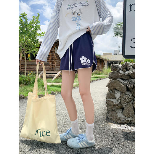 【129元任选2件】现货！撞色花朵印花休闲短裤 商品图2