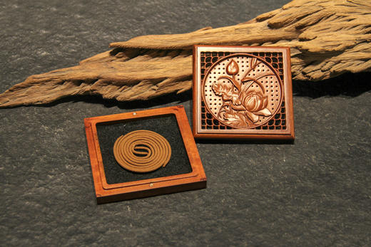 荷韵浮雕香盒 商品图1