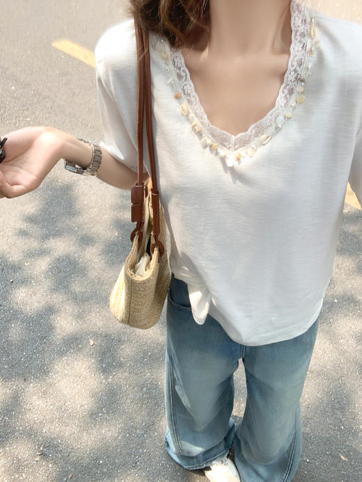 <曾小咸推荐>3.25现货秒杀！重工蕾丝拼接钉珠V领T恤 日常119.99/件 立减50 秒杀69.99/件！！ 商品图8