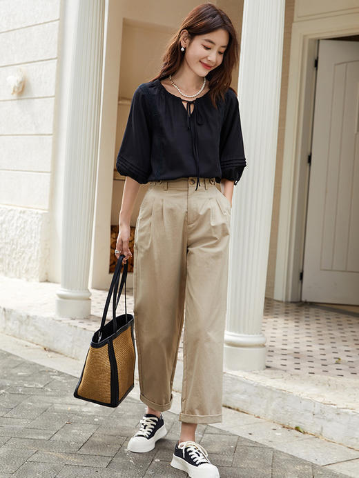 优雅氛围感！黑色系带小衫 灯笼袖 + 蕾丝拼接 日常通勤都好穿 商品图1