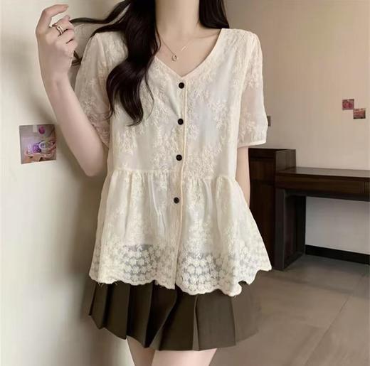 【新品推荐】TT重工工艺刺绣花朵宽松短袖小衫-喜出 商品图3
