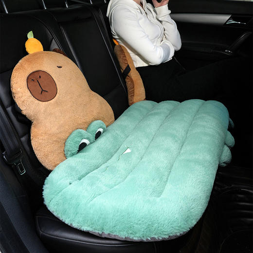 自然醒兔毛绒趣味水豚多功能汽车坐垫腰靠一体四季通用后排长条防滑单片屁垫QYL 商品图9