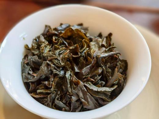 2024春 [石上清泉]  茶树长于烂石堆  传统老工艺  三次炭火焙  250克起  可现喝可收藏 商品图6