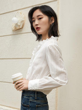 浪漫加分！蕾丝花边白衬衫，演绎法式优雅风情