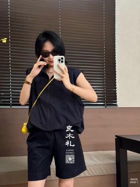 通勤——无袖拉链上衣