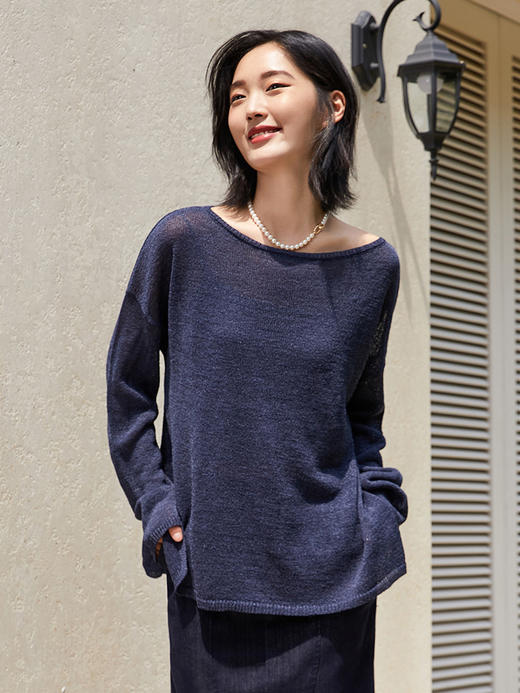 气质慵懒风藏蓝色露肩毛衫女 宽松长袖百搭针织上衣 商品图0