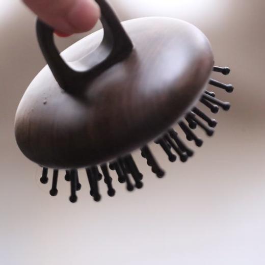 猫太推荐—专为头皮按摩而设计的头皮按摩梳，乌檀木哦，好高级！ 商品图0