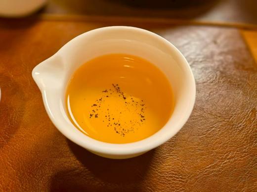 2024春 [石上清泉]  茶树长于烂石堆  传统老工艺  三次炭火焙  250克起  可现喝可收藏 商品图5