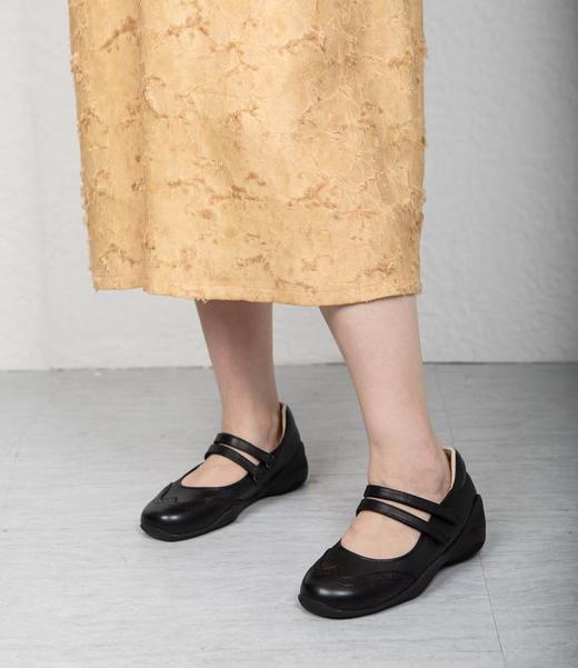 现货秒发【大码定制  休闲厚底软底鞋】通勤&休闲都可穿！经典百搭黑色，搭配休闲套装、精致连衣裙都可以！真正驾驭衣柜所有款式的百搭小黑鞋 商品图9