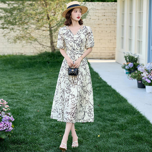 【预售3天】PY 温柔风印花泡泡袖修身连衣裙MLJL50129 商品图0