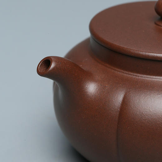 百年紫砂品牌铁画轩出品 底槽清 素韵紫砂壶150ml 商品图3
