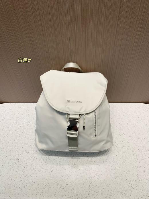 贸易公司订单线 Lulu Drawstring 女士抽绳水桶背包 宝藏通勤双肩~ 大小合适，10L的容量，实用性非常强，日常出门绝对足够了，用料都是订单标准来的，工艺严谨，每一只都是按照入柜的标准出货 商品图1