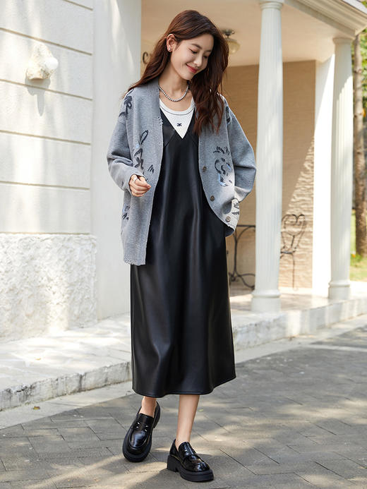 韩系慵懒风灰色针织开衫女 个性涂鸦宽松外搭毛衣外套 商品图1