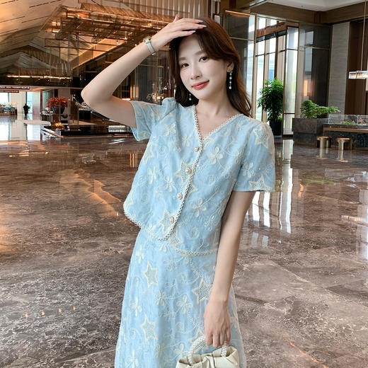 奢姿大码女装2026夏季时尚V领镂空套装胖妹妹减龄星星刺绣两件套9952922135 商品图2