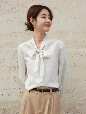 优雅气质款白色条纹蝴蝶结衬衫女 长袖通勤百搭上衣