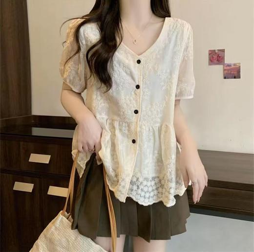 【新品推荐】TT重工工艺刺绣花朵宽松短袖小衫-喜出 商品图1