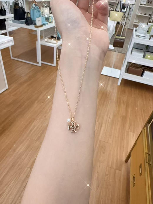 💰650🇺🇸包邮✈️🤩✨😍TB Tory Burch新款珍珠项链，优雅小香风，真的太精致了‼️‼️ 🌸💫 商品图6