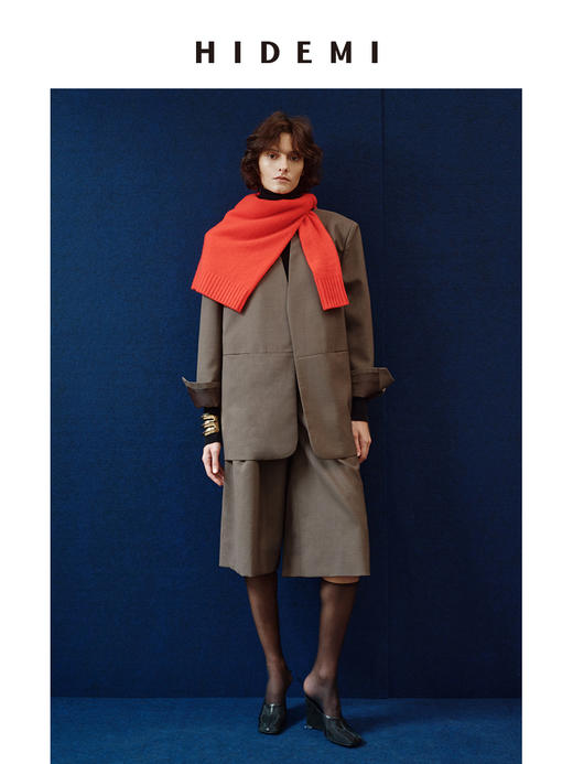 HIDEMI 进口甄选天丝羊毛拼接领v领无领宽肩廓形极简设计感男朋友时髦西装 商品图6