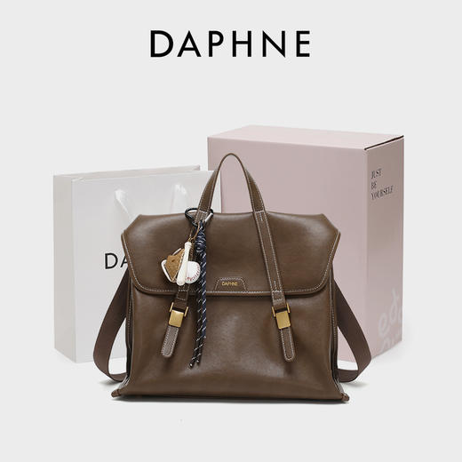 【达芙妮】真皮复古百搭双肩包DA-3790 商品图8