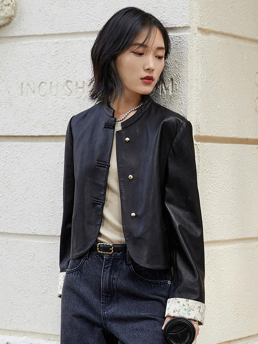 新中式黑色短款皮衣女 立领盘扣金属扣修身夹克外套 商品图0