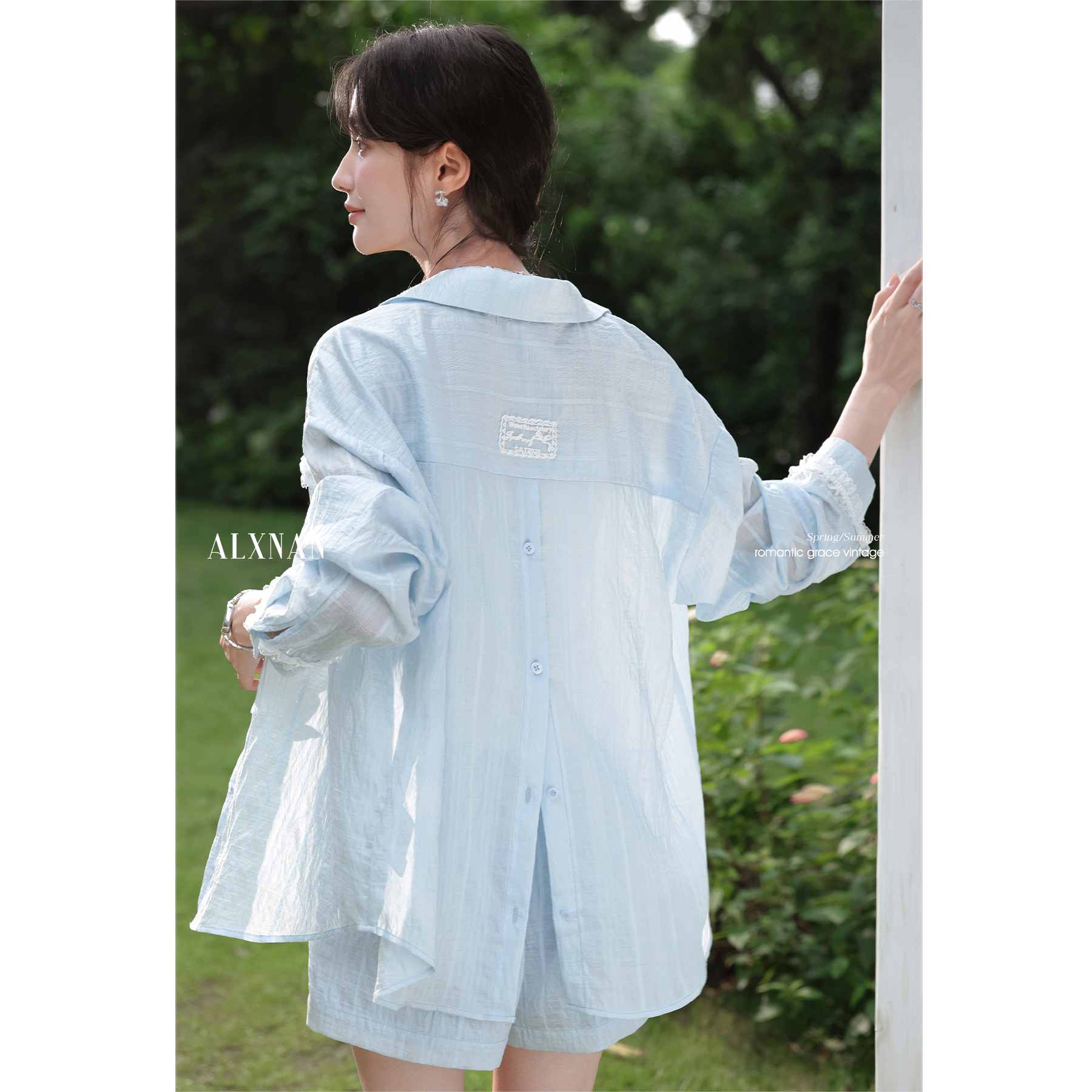 【6折秒杀】鹿向南「薄荷蓝冰」法式浅蓝色薄款防晒衬衫女夏显瘦开衫外套上衣L56650+L56650DK