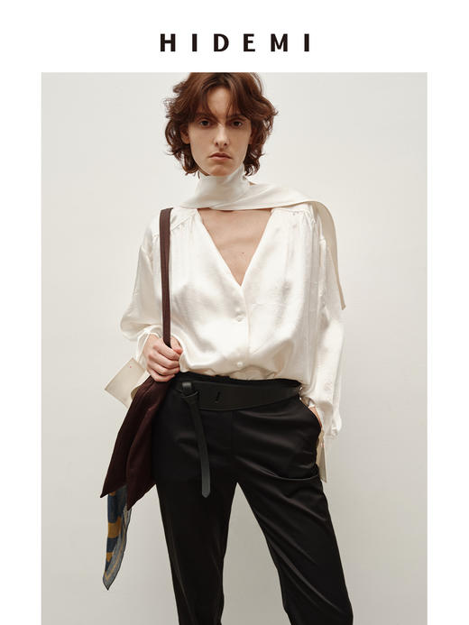 HIDEMI 进口百分醋酸飘带领设计感v领折叠袖压褶重工衬衫上衣 商品图0