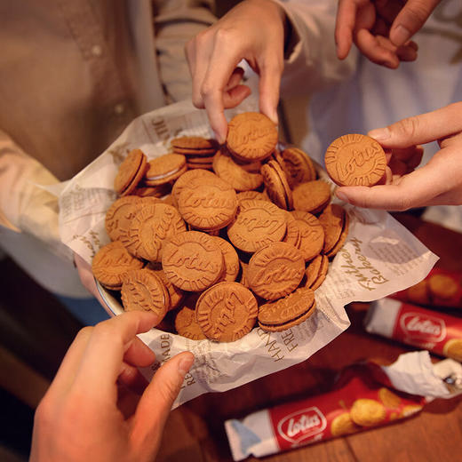 比利时和情缤咖时焦糖夹心饼干原味/香草味/牛奶巧克力味150g 外层焦香酥脆夹心顺滑浓郁 150059/150060/150061 商品图1