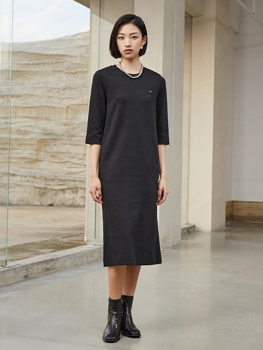 极简魅力！黑色中袖连衣裙，诠释低调高级感 商品图0